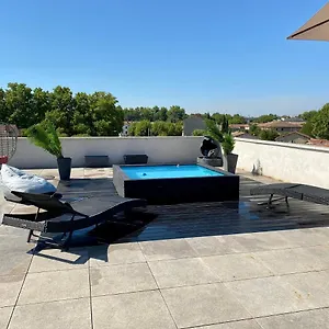 Appartement Rooftop Avec Piscine, Avignon